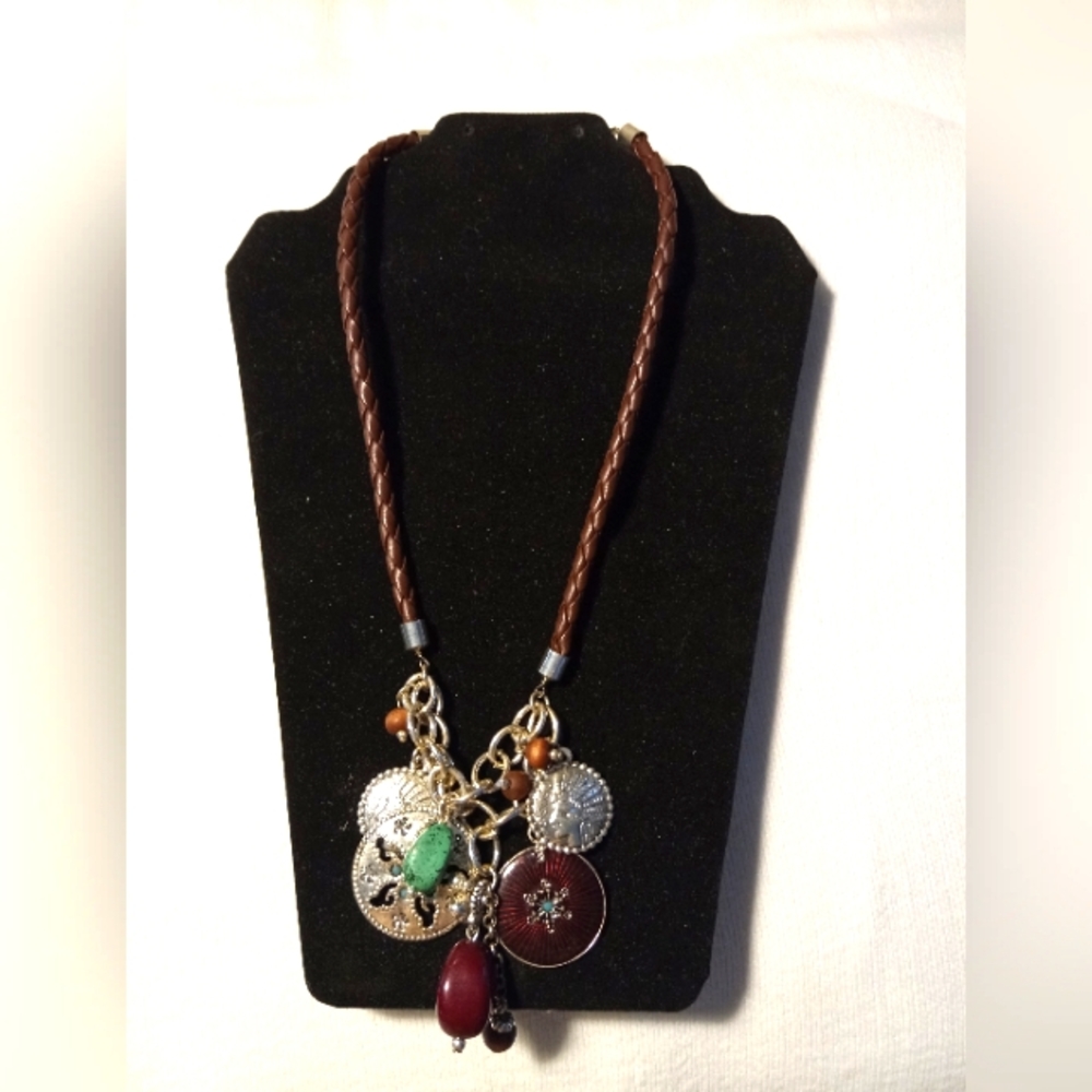 Avon's, Western style, charm fashion 16" faux leather women's necklace
